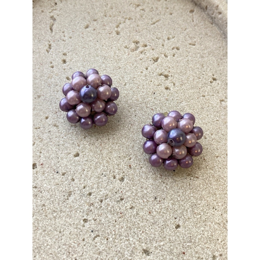 Vintage Hong Kong‎ Beaded Clip On Earrings Grape Cluster Purple 1960's Retro
